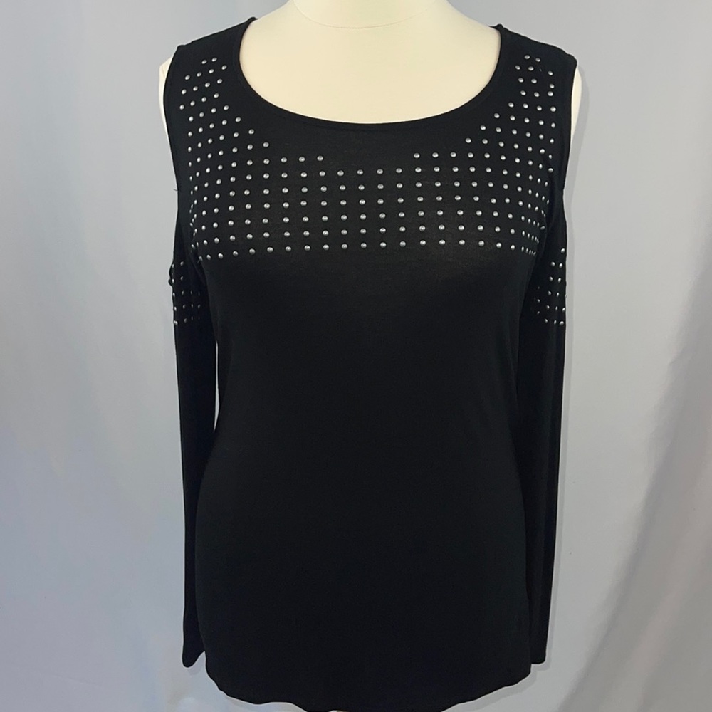 Marc Bouwer scoop neck, long sleeve, cold shoulder metal detailing in front - 1X